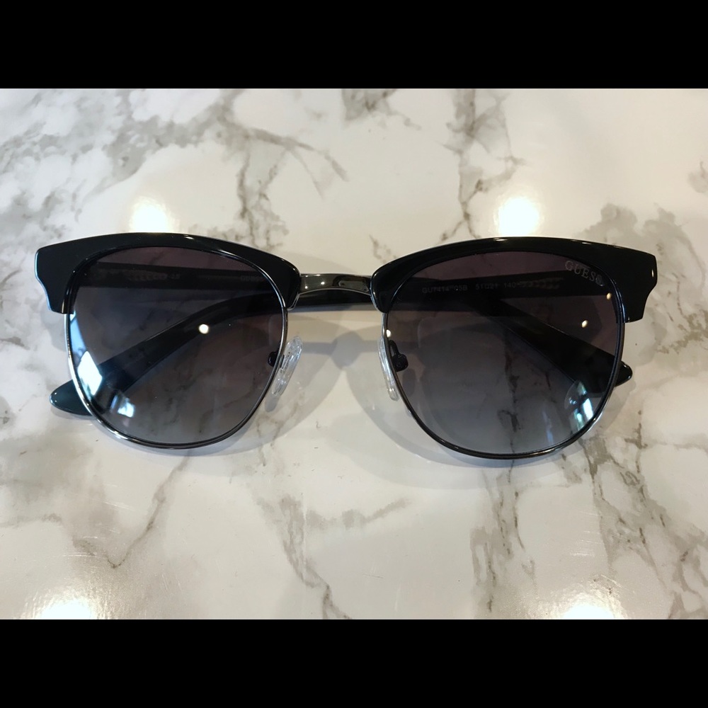 Guess black grey tortoise shell sunglasses
